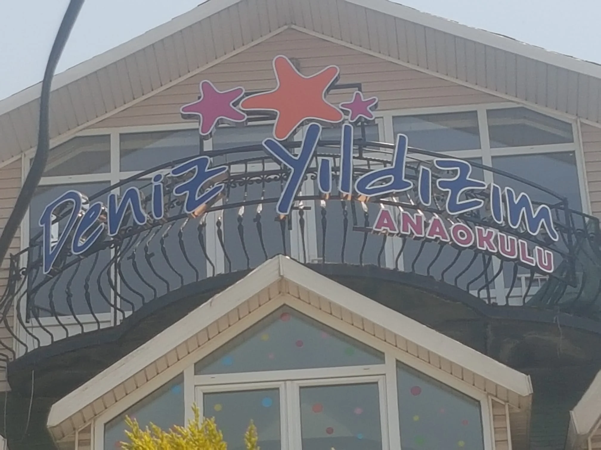 ışıklı market tabelası