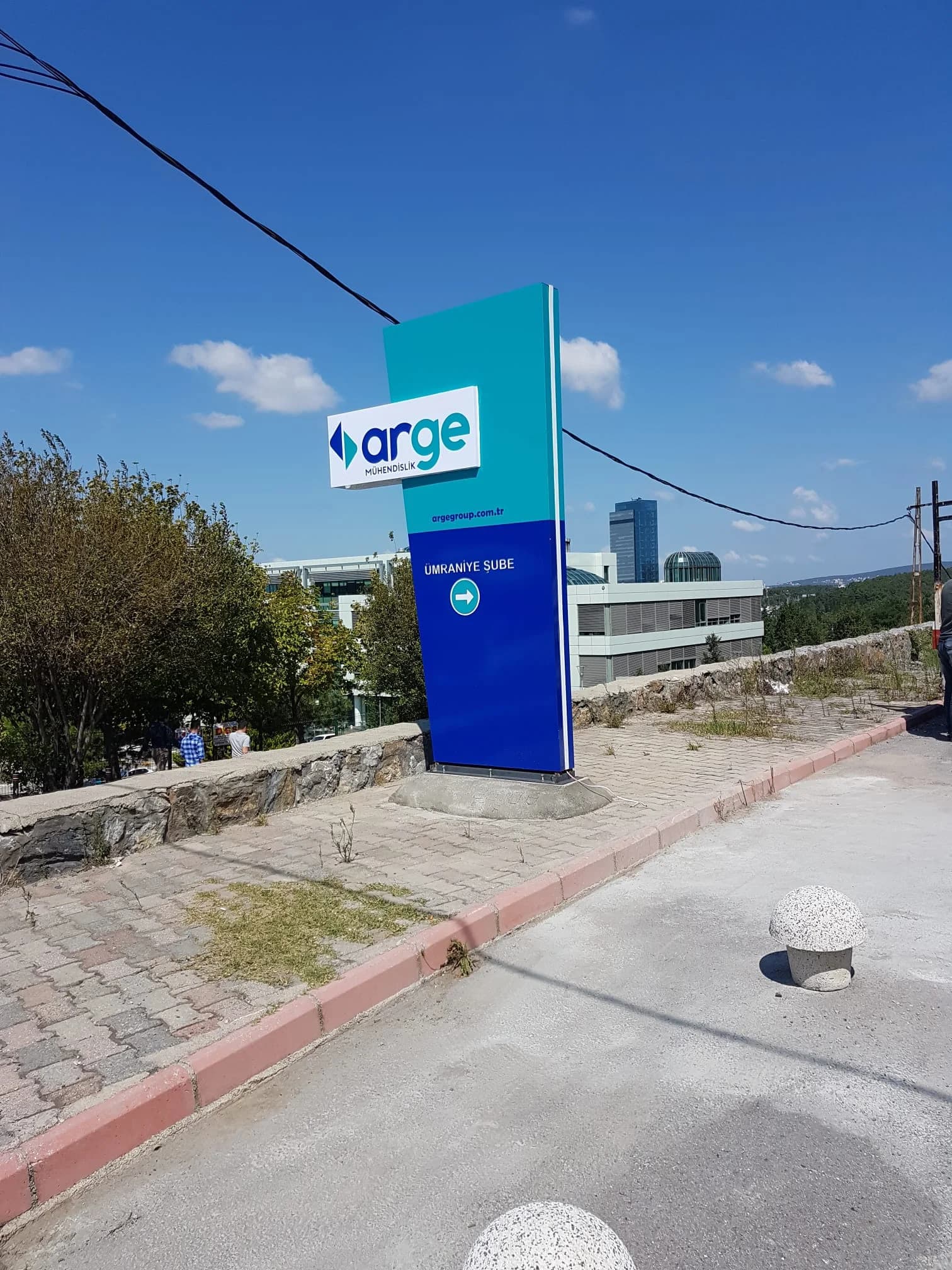 asılı tabela