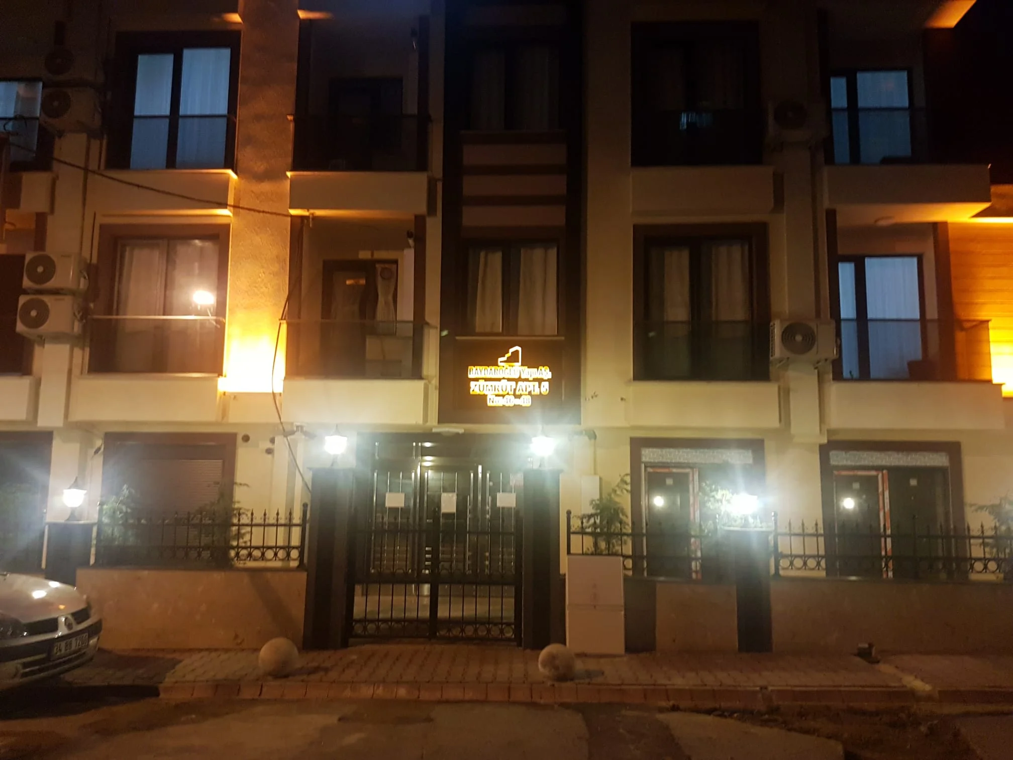 neon tabela